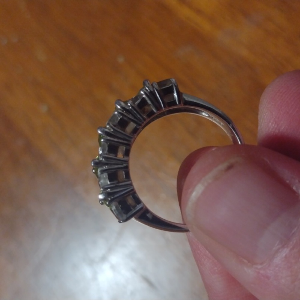 Ring - Picture 2 of 3